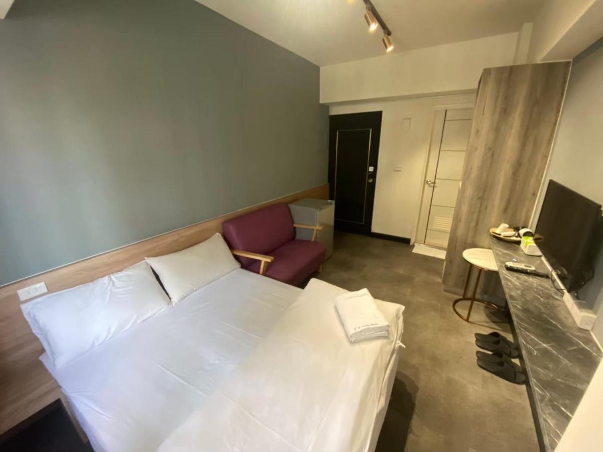 Fengjia Gift Box Homestay Taichung Eksteriør bilde