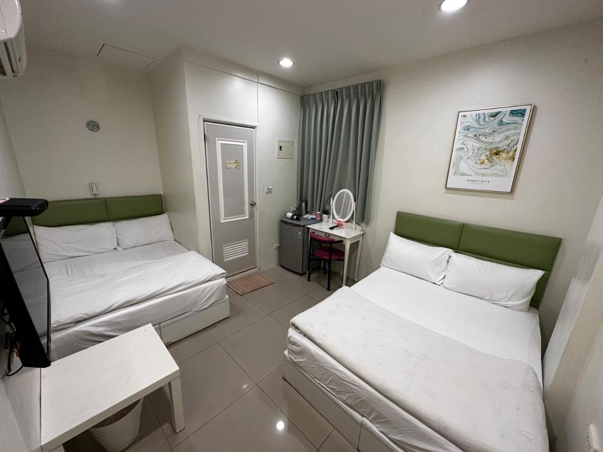 Fengjia Gift Box Homestay Taichung Eksteriør bilde
