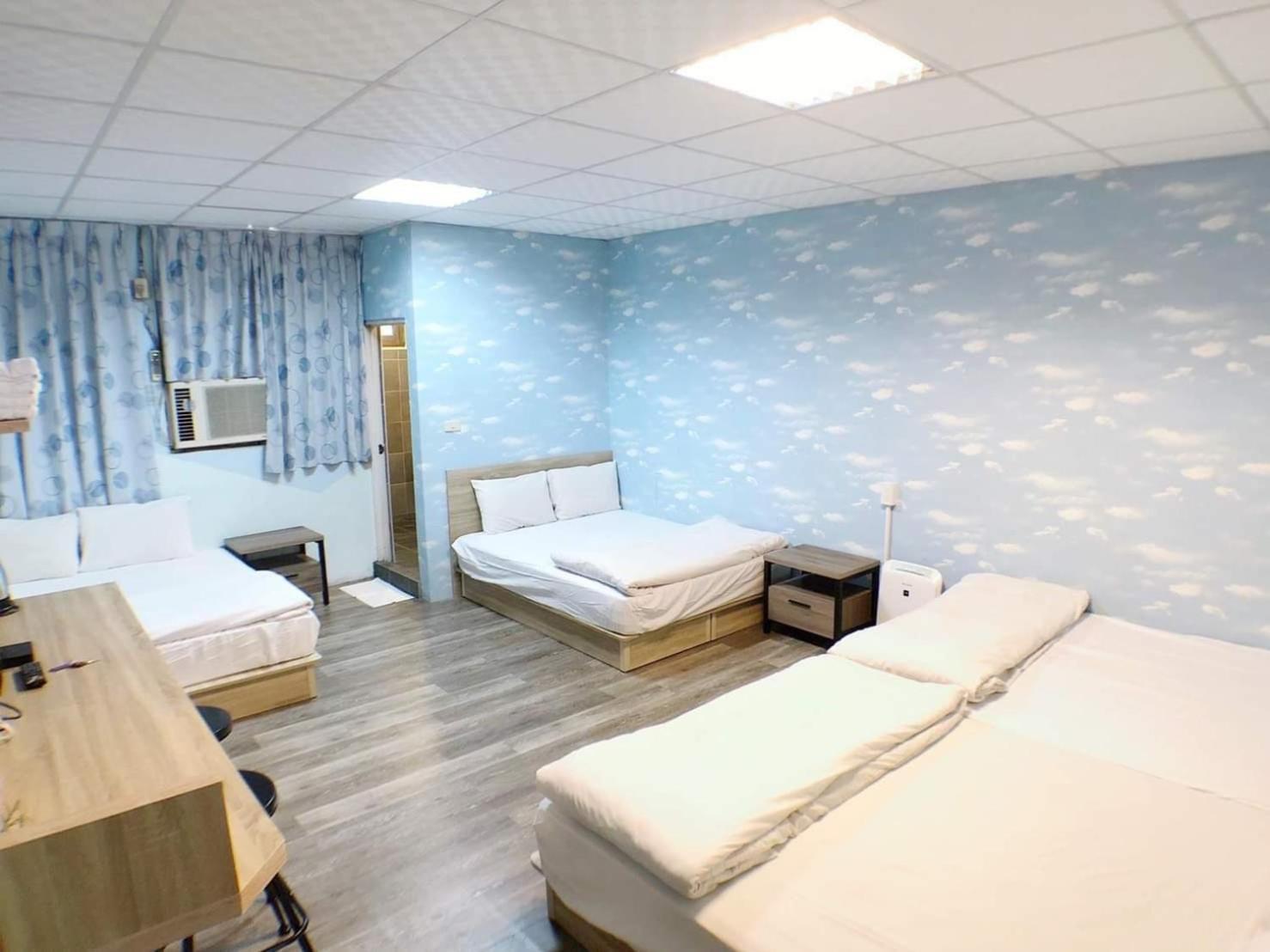 Fengjia Gift Box Homestay Taichung Eksteriør bilde
