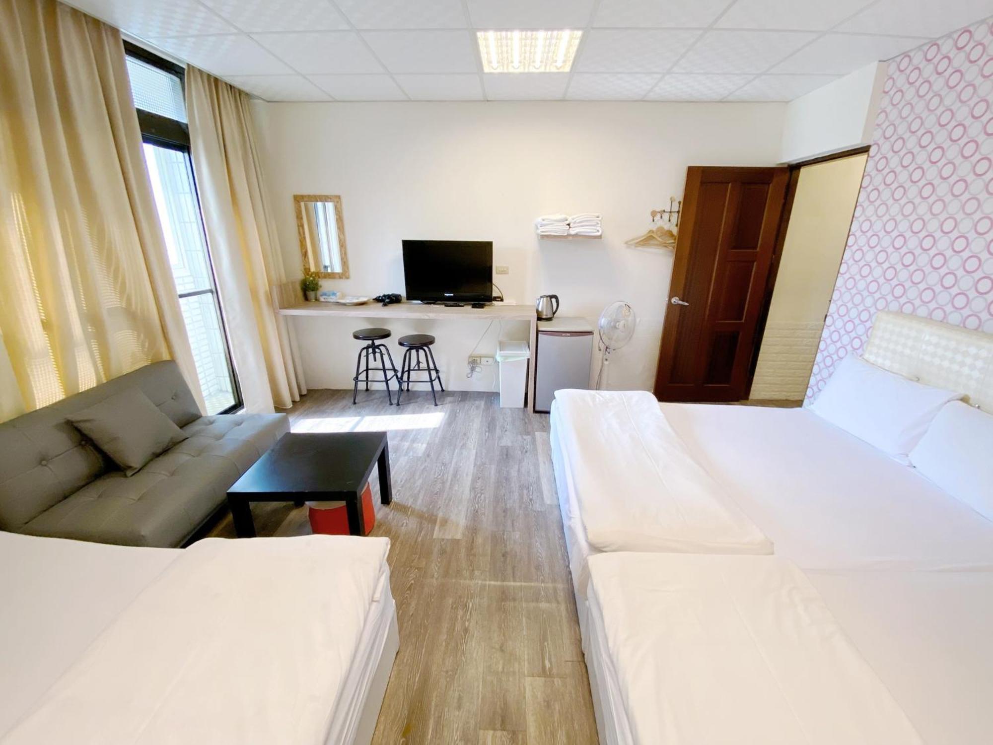 Fengjia Gift Box Homestay Taichung Eksteriør bilde
