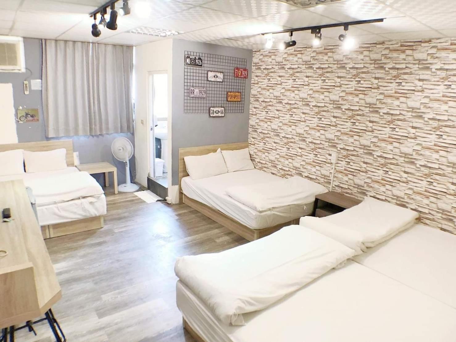 Fengjia Gift Box Homestay Taichung Eksteriør bilde