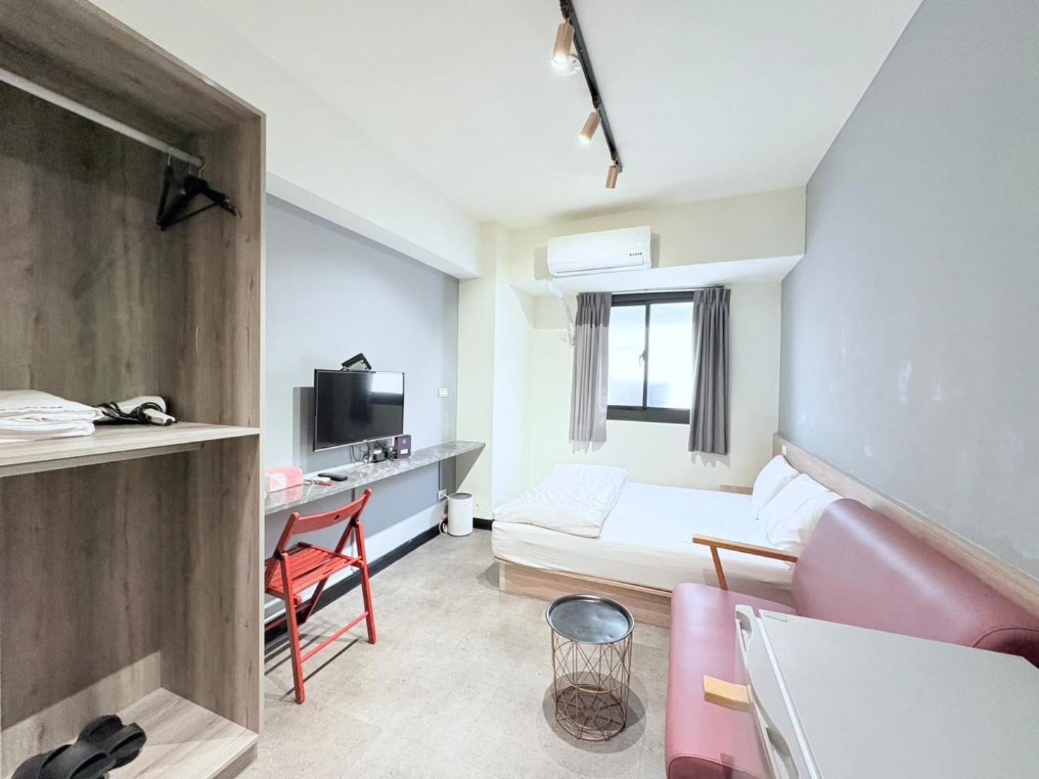Fengjia Gift Box Homestay Taichung Eksteriør bilde