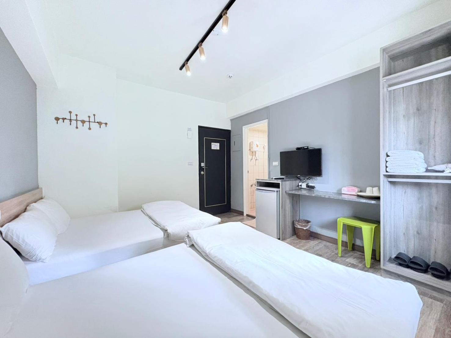 Fengjia Gift Box Homestay Taichung Eksteriør bilde
